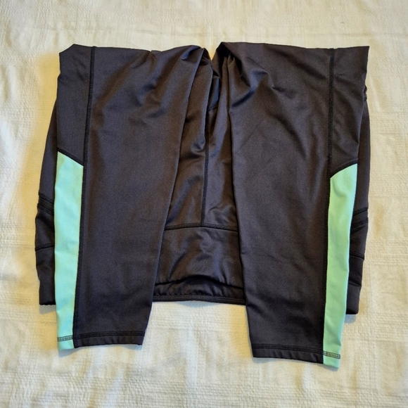 Livi Active womens 22/24 black and teal leggings, inside is warm fuzzy VGUC - Picture 5 of 9